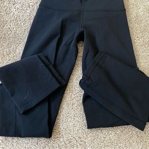 Lululemon 4 regular Groove Super-High-Rise Flared Pant Black Yoga